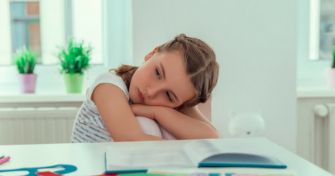 Wenn der Schulbesuch zur Qual wird: Schulangst bewältigen | apomio Gesundheitsblog