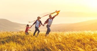 Einzelkinder – verwöhnte Egoisten? | apomio Gesundheitsblog