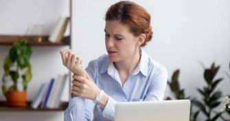 Karpaltunnelsyndrom, wenn der Nerv klemmt! | apomio Gesundheitsblog