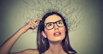 Gedächtnis - Ist man im Alter vergesslicher als in jüngeren Jahren? | apomio Gesundheitsblog