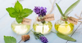 Aromatherapie mit ätherischen Ölen: Anwendung und Wirkung | apomio Gesundheitsblog