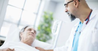 Dekubitus: Wenn durch Wundliegen Durckgeschwüre entstehen | apomio Gesundheitsblog