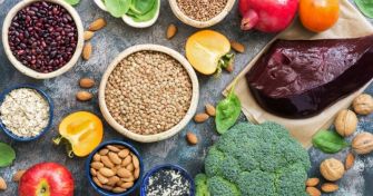 Spurenelement Eisen: Was es kann und worauf man achten sollte | apomio Gesundheitsblog