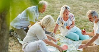 Die optimale Ernährung in den Wechseljahren | apomio Gesundheitsblog