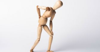 „Hilfe, ich habe Ischias“ – Wenn der Ischiasnerv Beschwerden macht | apomio Gesundheitsblog