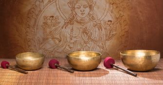 Klangtherapie – Der richtige Ton für die innere Ruhe | apomio Gesundheitsblog