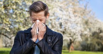 Wenn das Immunsystem durcheinander kommt: Kreuzallergien | apomio Gesundheitsblog