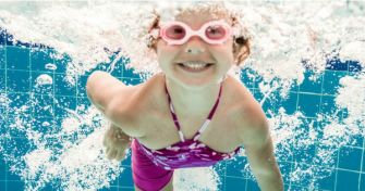 Mittelohrentzündung durch das Freibad ?! | apomio Gesundheitsblog