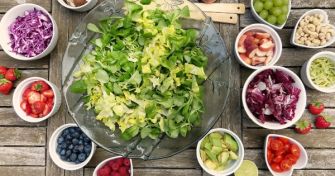 Darmsanierung selbstgemacht – Raus mit dem alten Ballast | apomio Gesundheitsblog