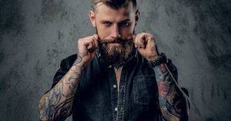 Tattoos: Kunst mit Risiken? | apomio Gesundheitsblog